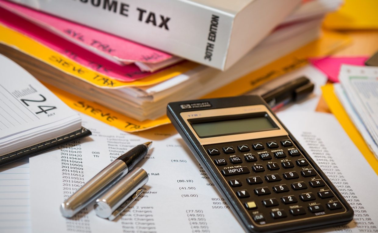 income-tax-4097292_1280-2